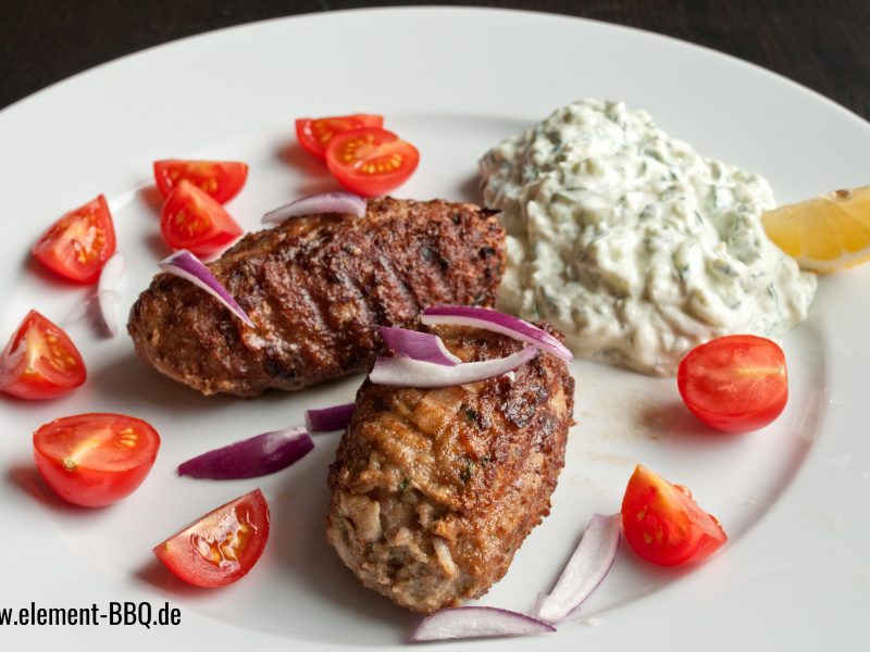 Bifteki vom Grill / Pfanne